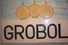 Oud reclamebord voor het uienras Grobol