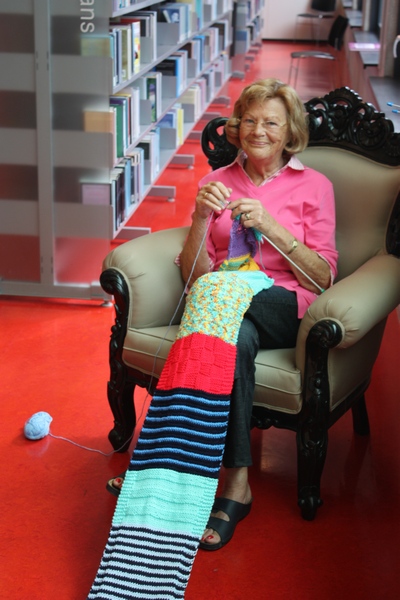 Vijf meter voor Breien voor De Binding