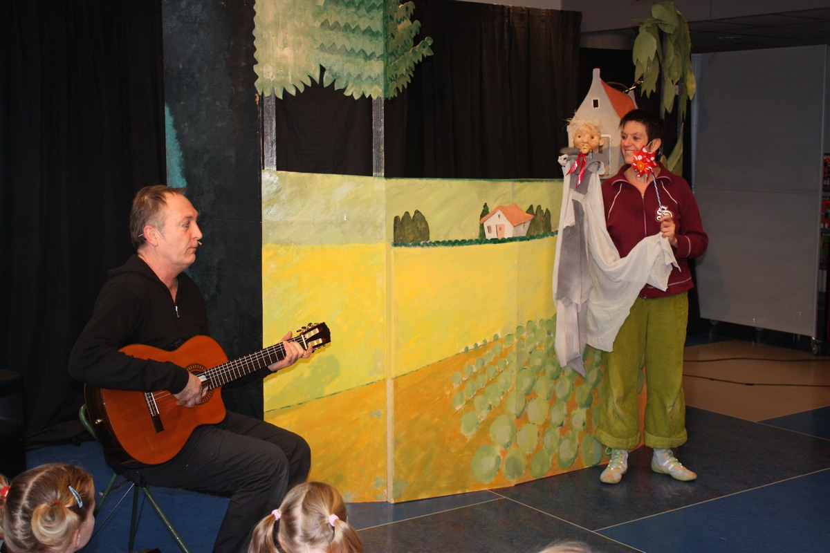 2011-2012 Nieuw theaterseizoen Zoldertheater