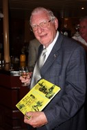 Dick Barten als gast in het radioprogramma Nieuws onder de zon