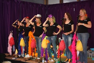 De groep Mams tijdens Reuring in de Binding