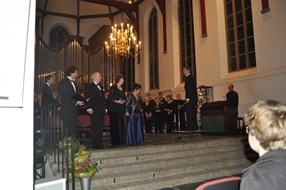 Het concert van 2010 van de Langedijker Oratoriumvereniging (foto LOV)