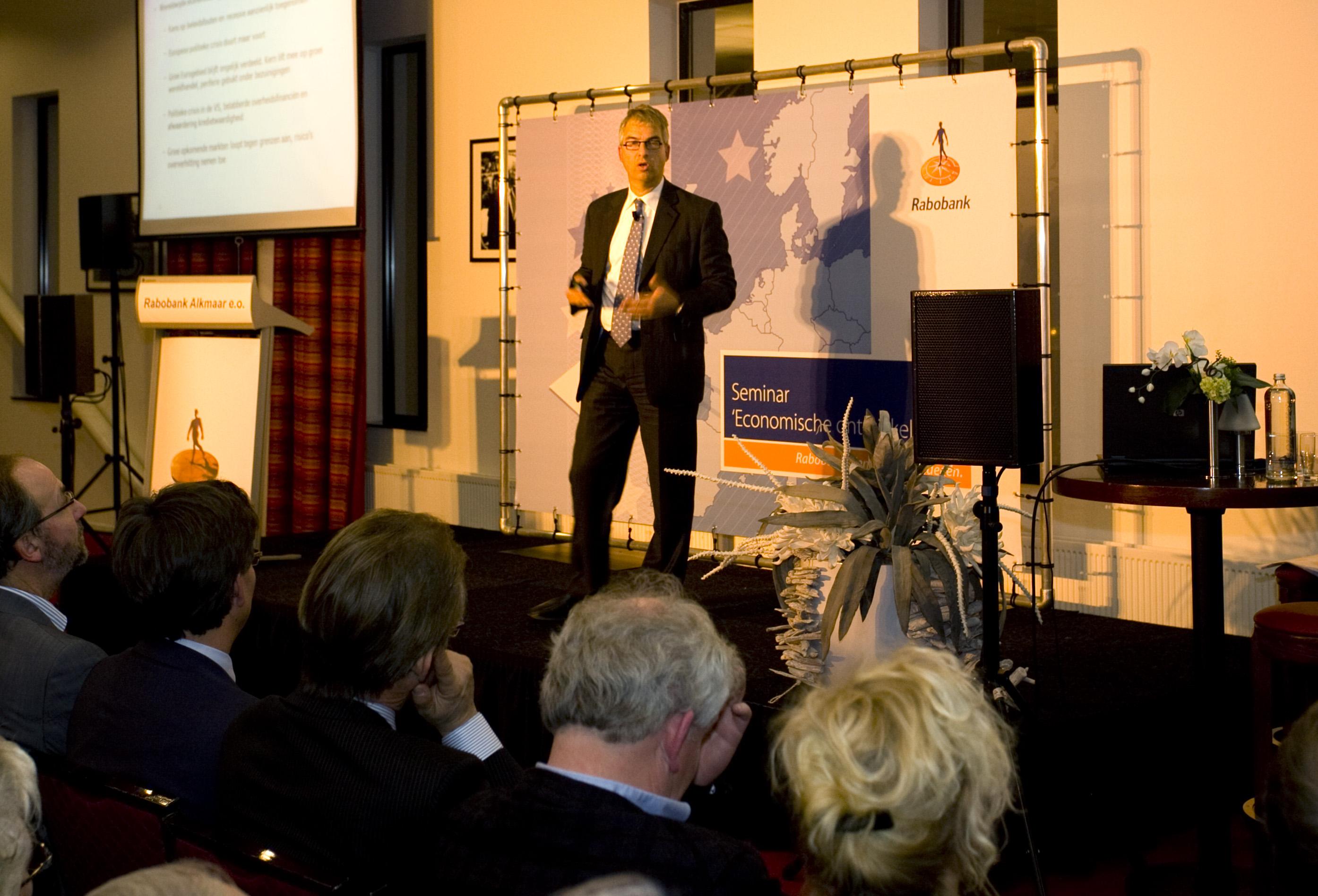 Topman Rabobank spreekt over economische ontwikkelingen