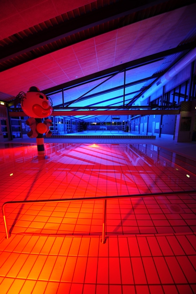 Candlelightzwemmen in zwembad Duikerdel