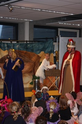 De koningen kwamen ook bij Jezus kijken