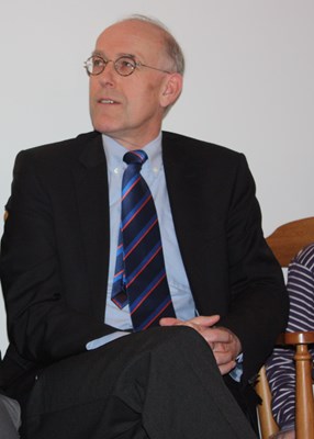 Burgemeester Cornelisse in 2011 bij opening seizoen Natuurmuseum Westflinge