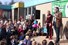 Alle kinderen van groep 1 t/m 5 kijken toe
