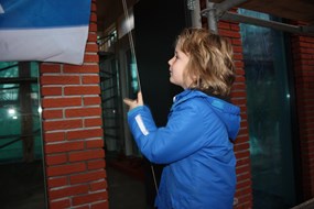Het ophalen van het doek