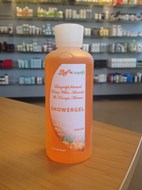 Voorkant van de fles met de tekst Langedijk feliciteert Koning Willem Alexander en Koningin Maxima