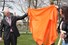 Onthulling van de plaquette 