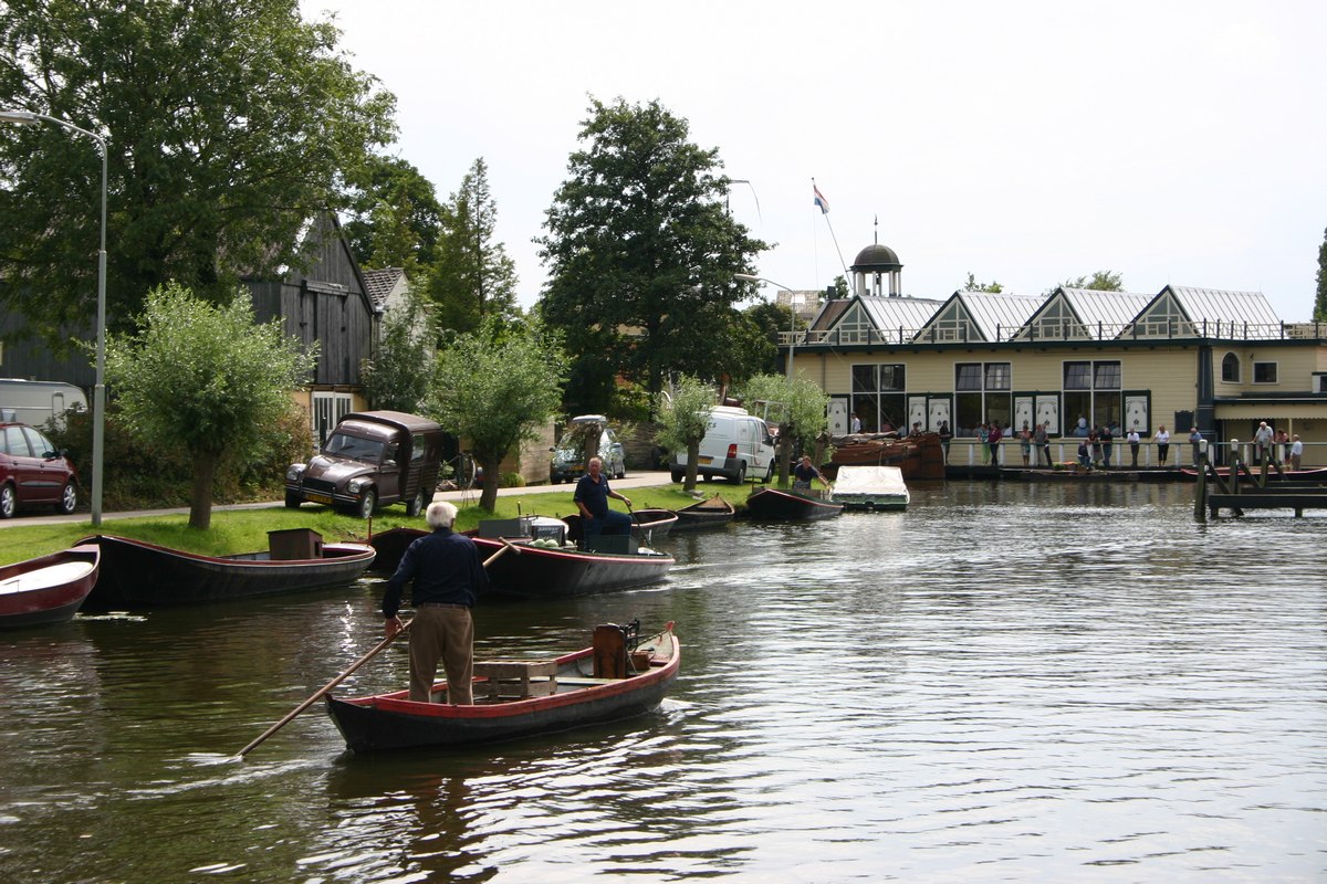 Nieuwe kloetschuiten extra attractie voor Kaasmarkt
