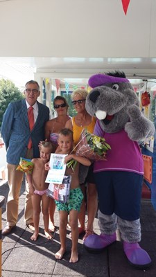 40.000e bezoeker in Zwembad de Bever