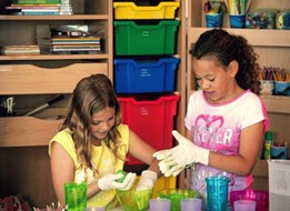 Activiteiten Kinderboekenweek in bibliotheek Langedijk: De hobby trolley