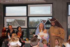 Kerst voor kinderen in de bibliotheek van Langedijk