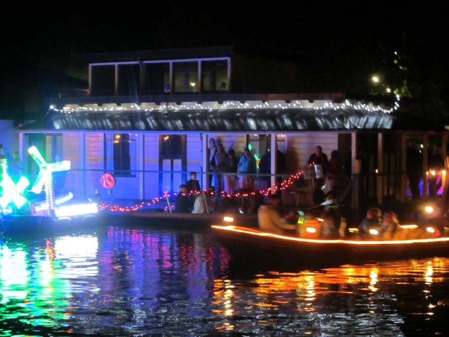 Lichtjesavond 2014: een sprookjesachtig feest!