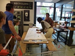 tafels in de supermarkt