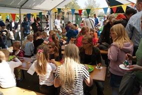 Paaseieren zoeken bij kinderboerderij Jong Leven (foto Jong Leven)