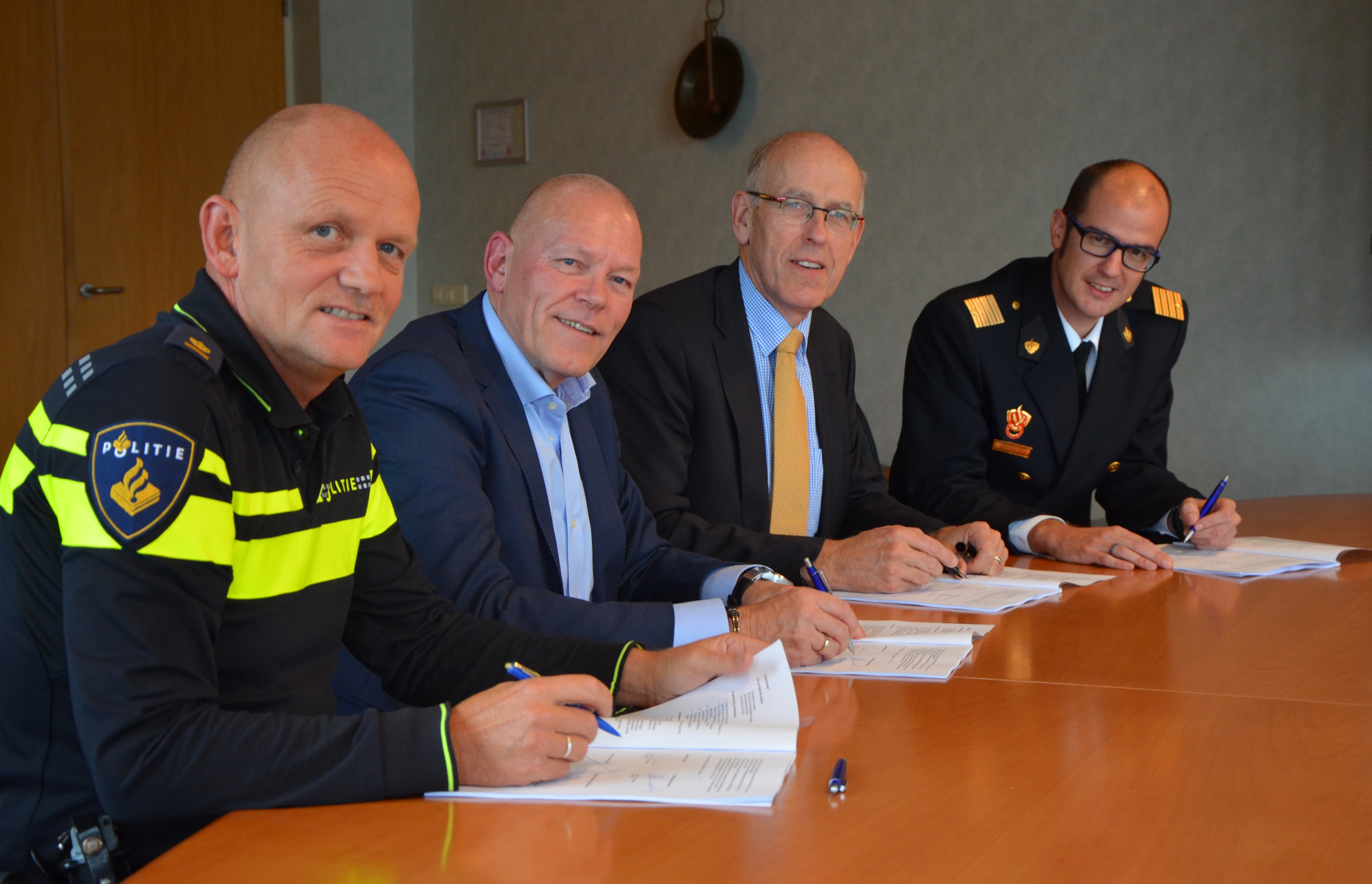 Ondertekening Keurmerk Veilig Ondernemen Breekland