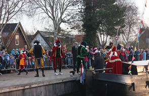 foto 2012 intocht Sinterklaas in Langedijk