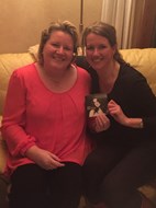 Helen en Marieke met de nieuwe single People