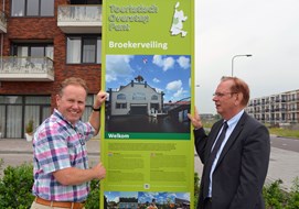 Wouter van Assendelft (l) en wethouder Jan Piet Beers bij Top Bord