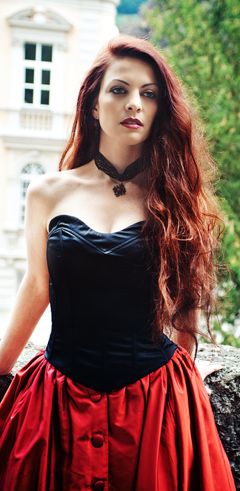 Sopraan Laila Cathleen Neuman zingt Solocantate in Kooger Kerk