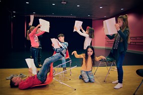 Theater &amp; Musical - Theaterklasklas De Waanzinnige boomhut van 13 verdiepingen - (Frits de Beer)
