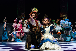 Beleef het fantastische avontuur van Alice in Wonderland (8+)!